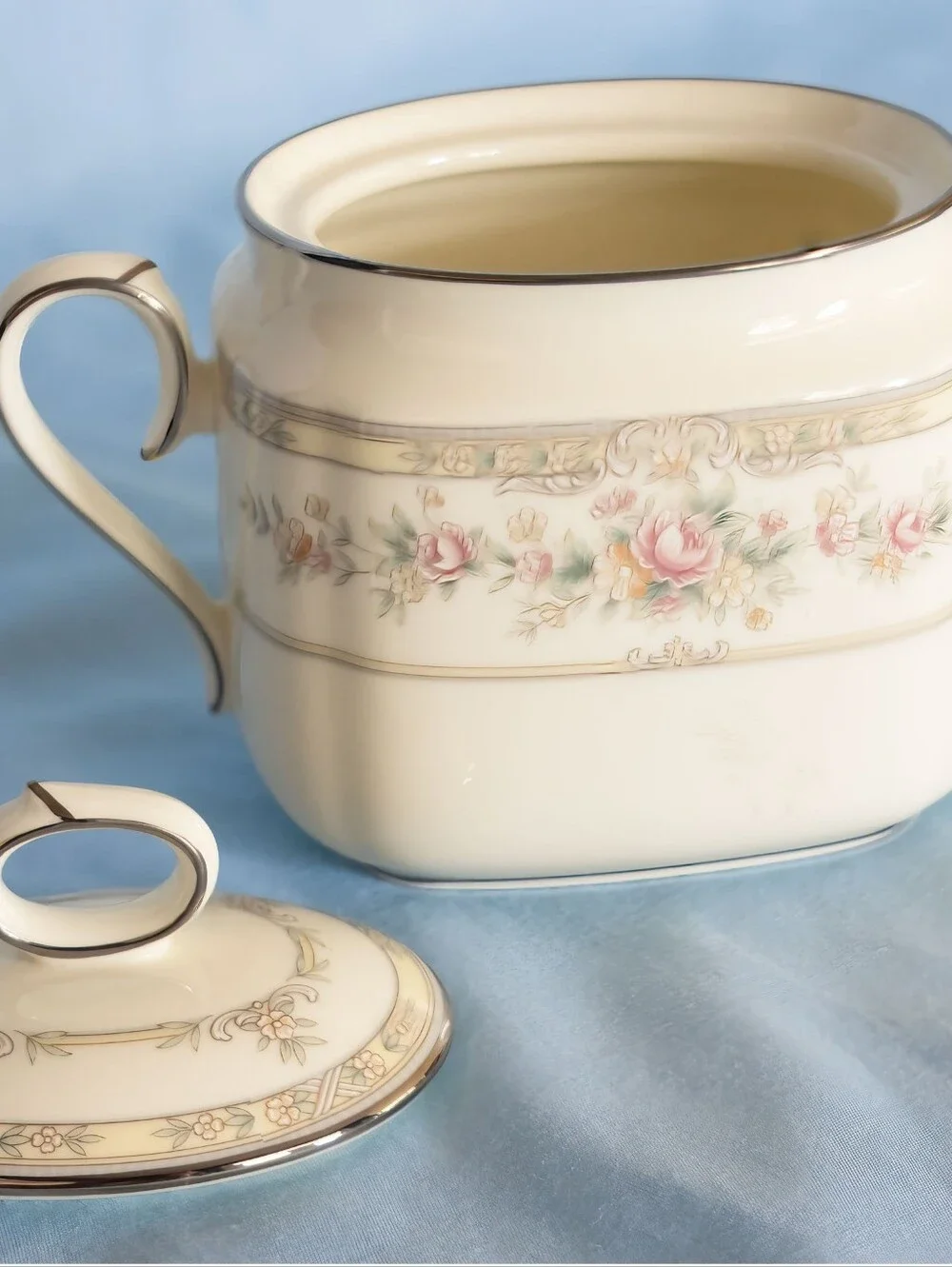 Beautiful Vintage Noritake Shenandoah Pattern 9729 Dinnerware Set. Mint! Japan!
